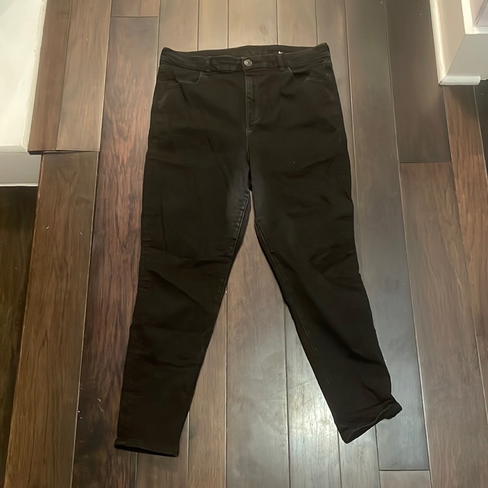 American Eagle Black Skinny Jeans